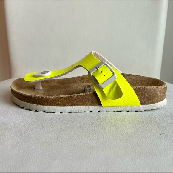 EUC K Studio Birkenstock Style Sandals🔥 - Picture 2 of 4